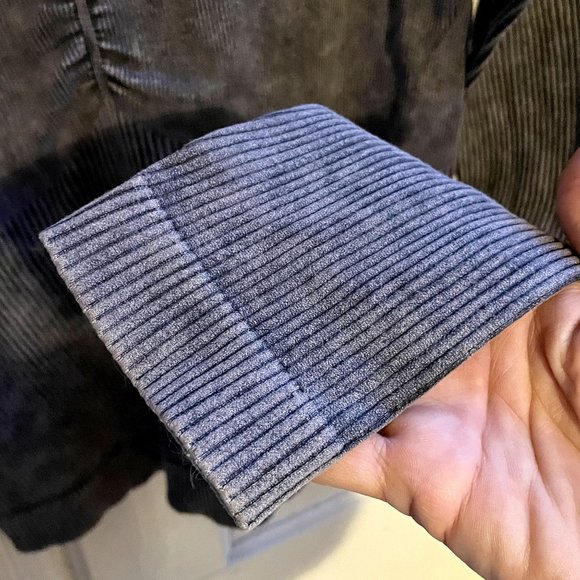 🎉HP!🎉 NWT Victoria Secret PINK Activewear Long Sleeved Top - Size M - Picture 7 of 9